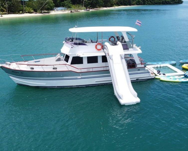 Motor yacht Amigo 53 ft