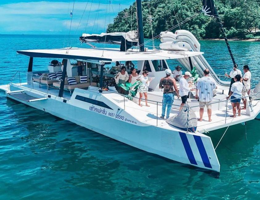 Motor catamaran Sati 55 ft