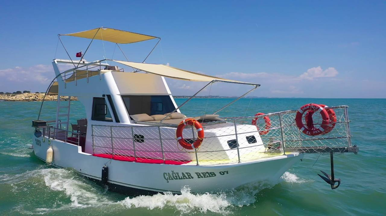 Motor yacht Caglar 40 ft — photo 1