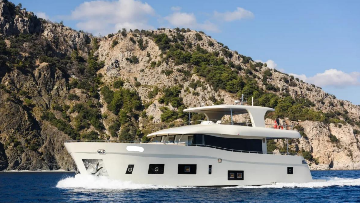Motor yacht Trimmer 85 ft — photo 1