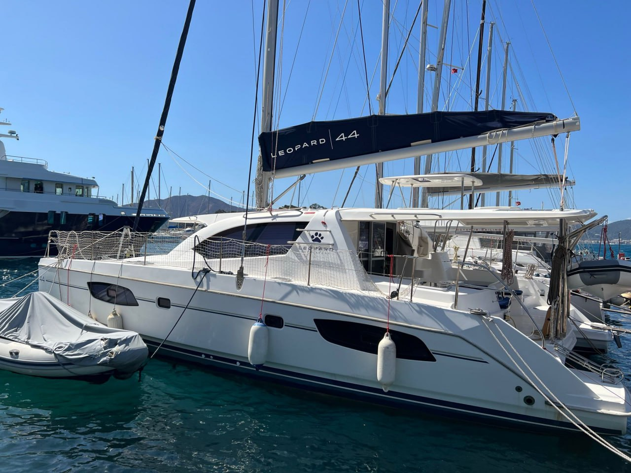 Catamaran LEOPARD 44 ft — photo 1