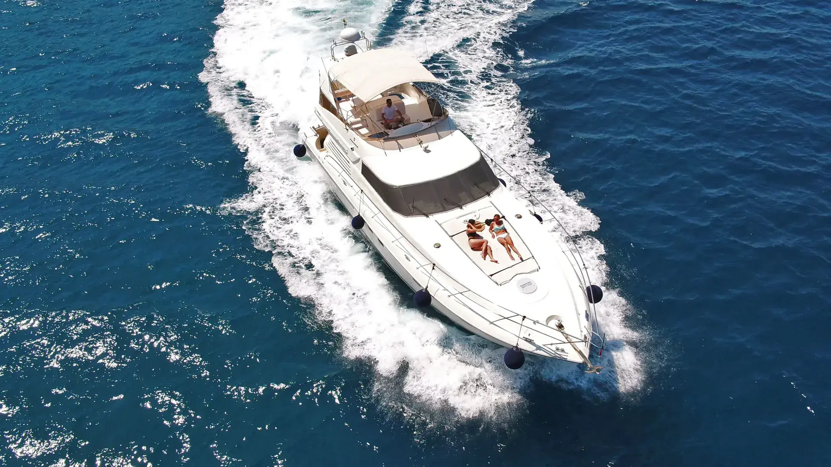 Motor yacht Queen 65 ft — photo 1